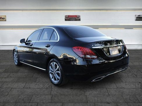 Used 2017 Mercedes-Benz C 300 Sedan image 5