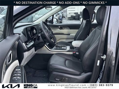Used 2024 Kia Carnival LX image 21