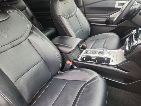 Used 2023 Ford Explorer ST w/ Equipment Group 401A AWD/4WD image 16