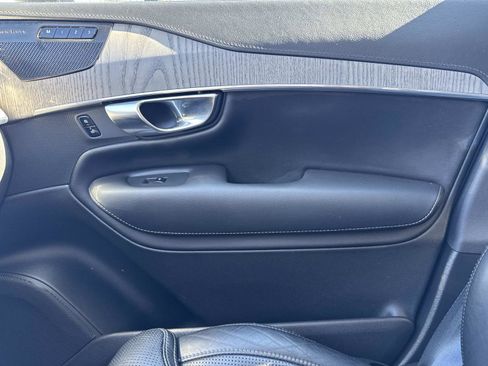 Used 2021 Volvo XC90 T6 Inscription w/ Protection Package Premier image 22