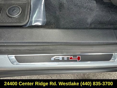 Used 2024 GMC Acadia AT4 w/ Luxury Package AWD/4WD image 19