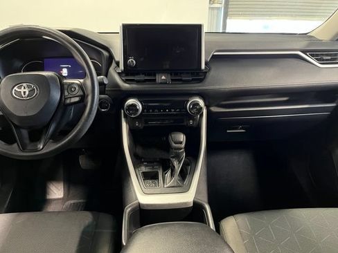 Used 2023 Toyota RAV4 XLE FWD image 21