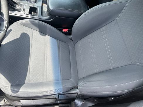 Used 2017 Kia Sorento AWD image 16