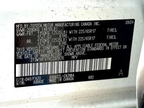Used 2024 Toyota RAV4 XLE FWD image 31