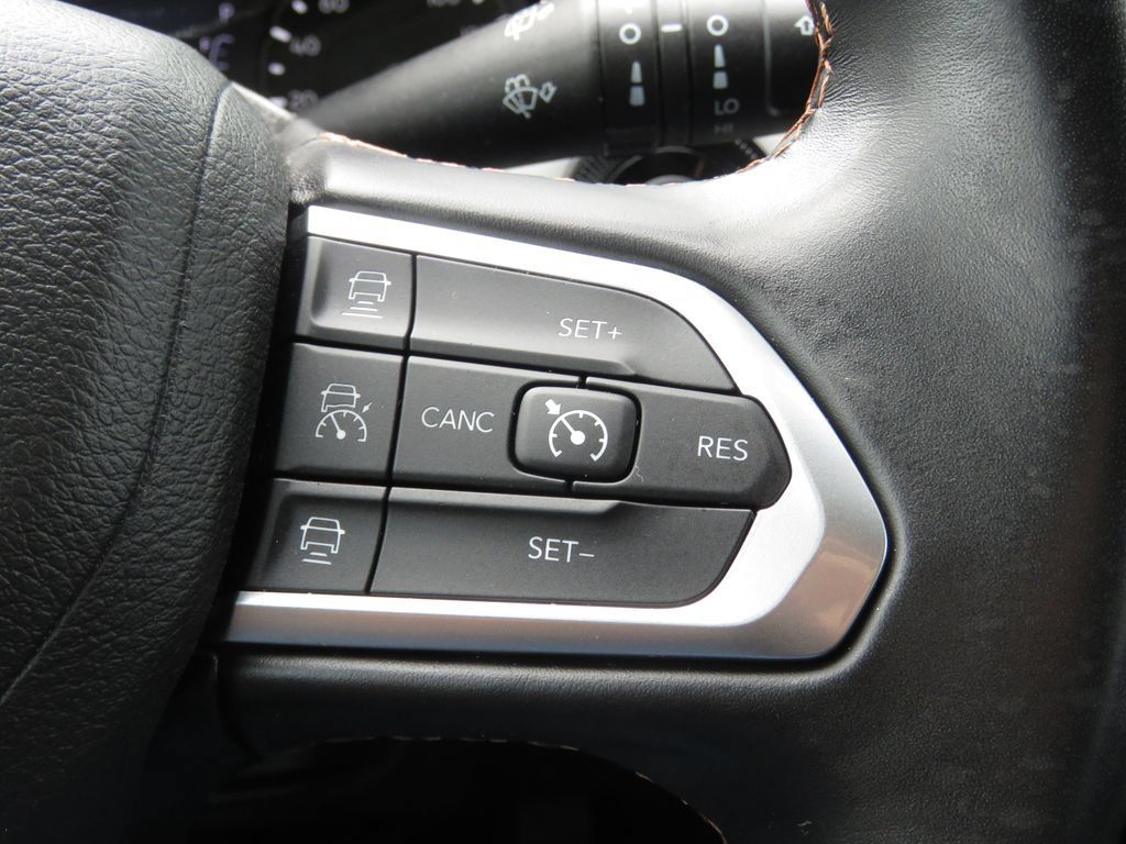 Used 2022 Jeep Compass Limited w/ Sun and Sound Group AWD/4WD image 22