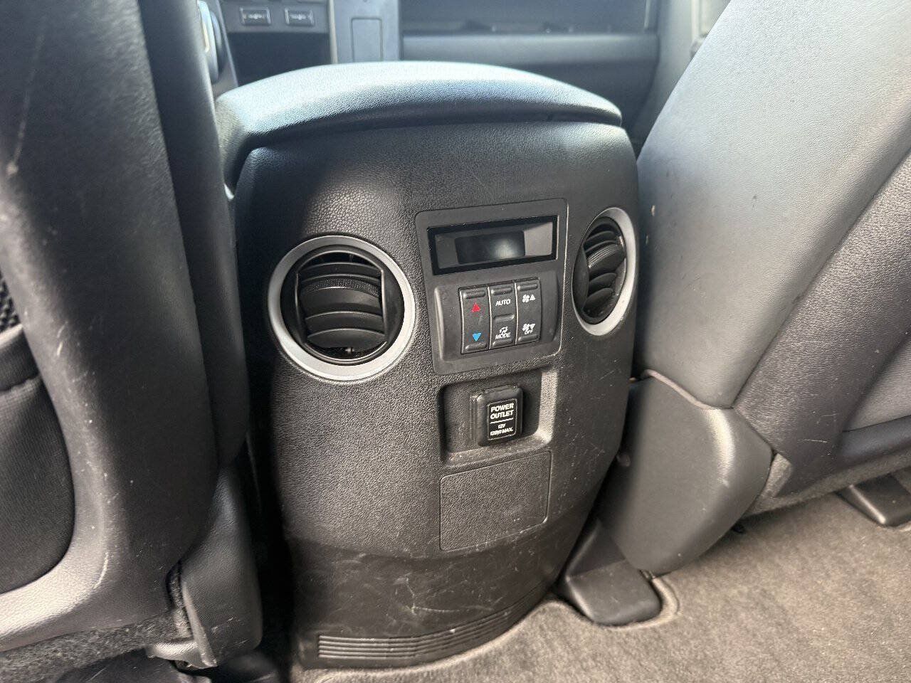 Used 2010 Honda Pilot EX-L image 24