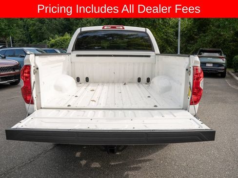 Used 2019 Toyota Tundra Limited w/ Limited Premium Package AWD/4WD image 5