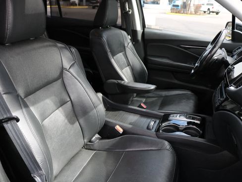 Used 2019 Honda Pilot Elite image 24