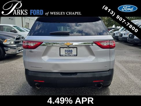 Used 2019 Chevrolet Traverse LT FWD image 6
