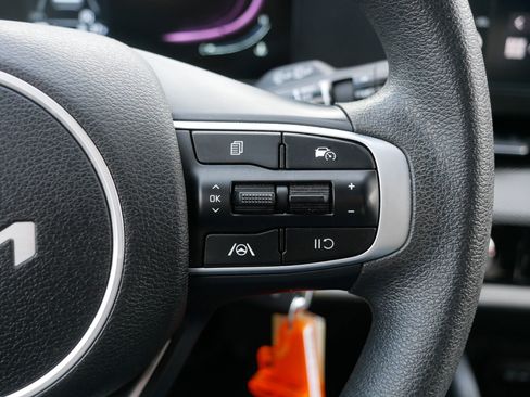 Certified 2024 Kia Sportage LX image 30