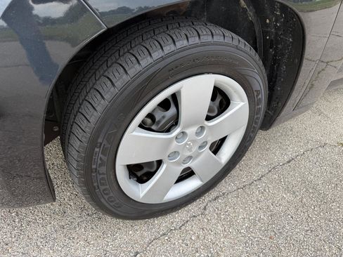 Used 2011 Chevrolet HHR LS FWD image 19