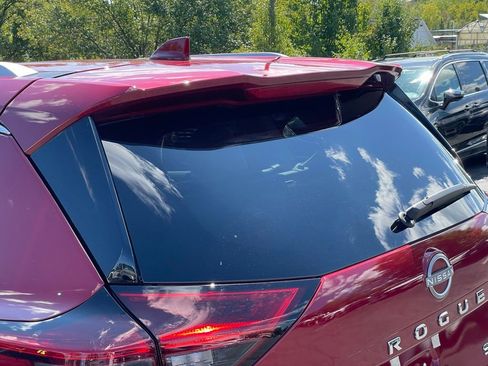 Certified 2022 Nissan Rogue SL w/ SL Premium Package image 25