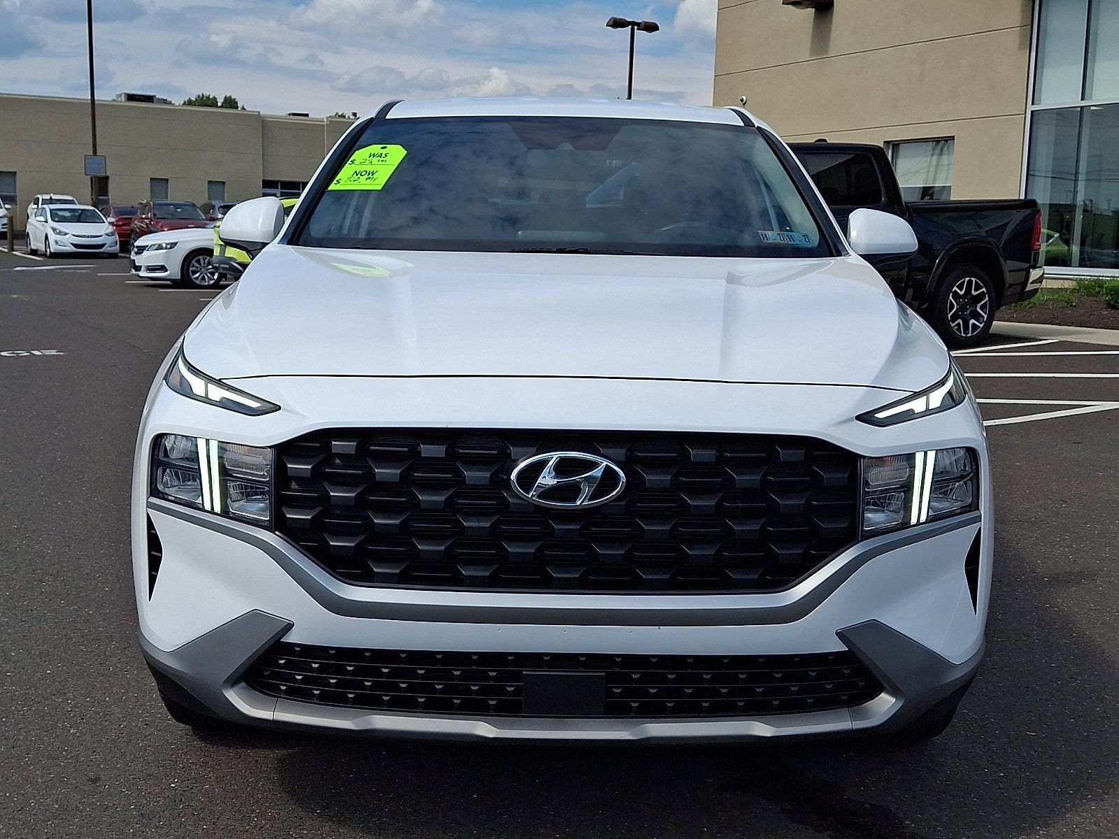 Certified 2023 Hyundai Santa Fe SE AWD/4WD image 2