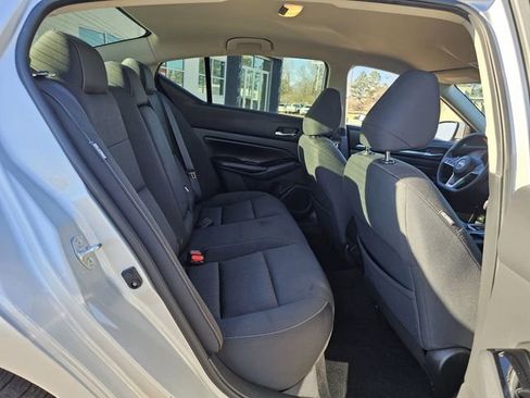 Used 2021 Nissan Altima 2.5 SV image 25