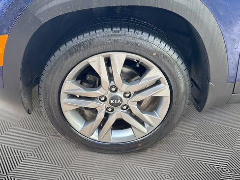 Used 2021 Kia Seltos S FWD image 34