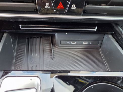 New 2026 Volkswagen Atlas Cross Sport SEL R-Line image 27