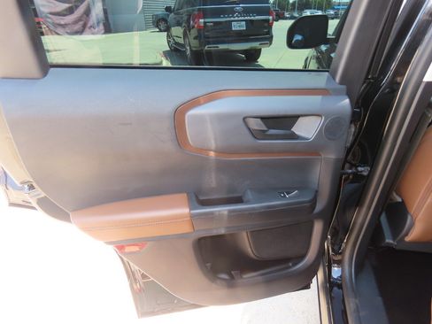 Used 2023 Ford Bronco Sport Outer Banks w/ Tech Package AWD/4WD image 19