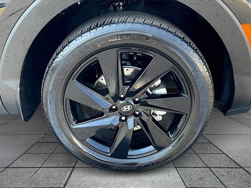 Used 2024 Hyundai Santa Cruz Night image 9