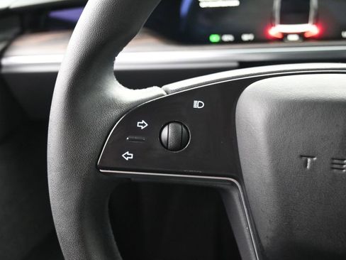 Used 2023 Tesla Model X image 20