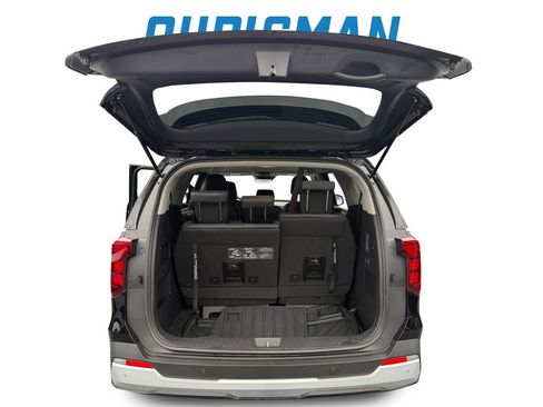 Used 2025 Kia Carnival image 24