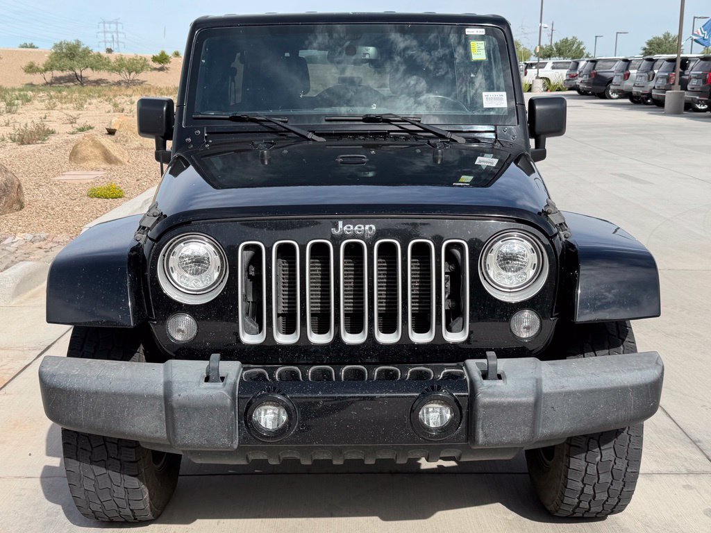 Used 2018 Jeep Wrangler Unlimited Sahara AWD/4WD image 3