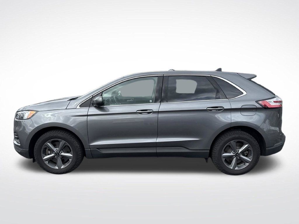 Certified 2024 Ford Edge SEL w/ Convenience Package AWD/4WD image 3