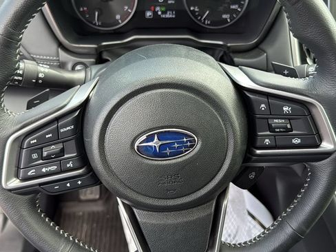 Used 2025 Subaru Outback Limited AWD/4WD image 12