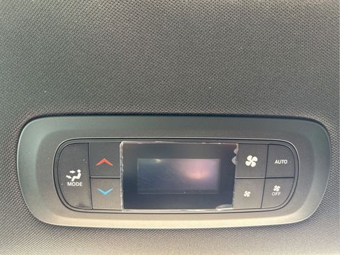 New 2026 Chrysler Voyager LX image 30