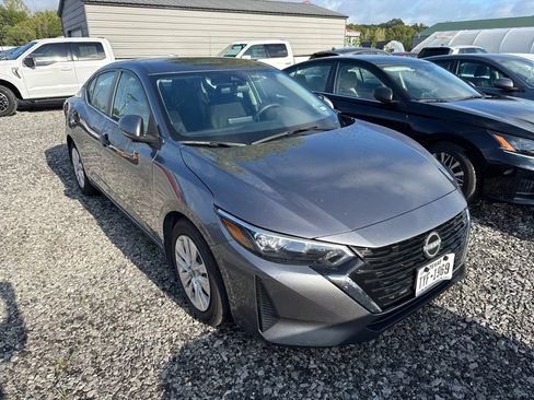 Used 2024 Nissan Sentra S FWD image 2