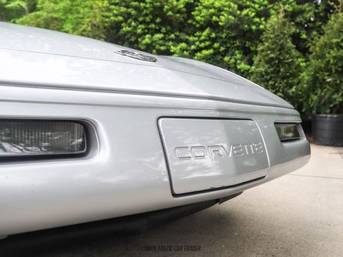 Used 1996 Chevrolet Corvette Convertible RWD image 71