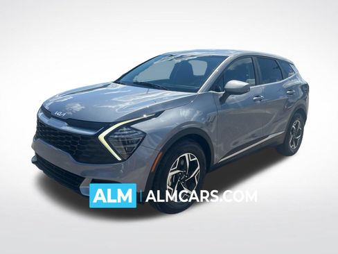 Used 2025 Kia Sportage LX FWD image 1