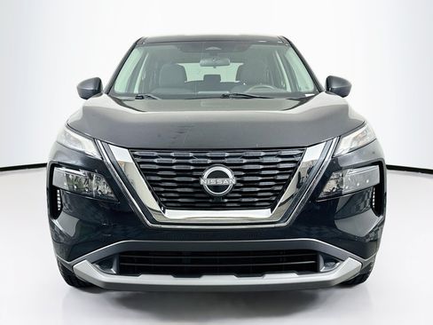 Used 2023 Nissan Rogue S FWD image 2