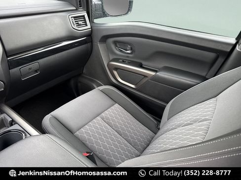 Certified 2024 Nissan Titan SV w/ SV Bronze Edition Package RWD image 29