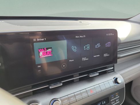 Used 2024 Hyundai Kona SEL FWD image 22