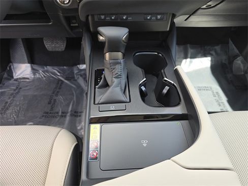 New 2025 Lexus ES 350 w/ Premium Package image 25