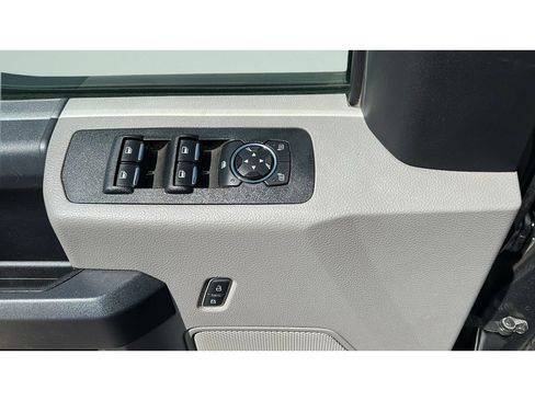 Used 2020 Ford F150 XL w/ Equipment Group 101A Mid AWD/4WD image 11