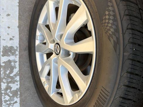 Used 2020 Nissan Rogue Sport S w/ Appearance Package FWD image 37