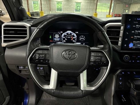 Used 2023 Toyota Tundra Platinum AWD/4WD image 18