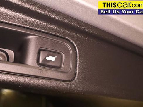 Used 2017 Honda Pilot Touring image 34