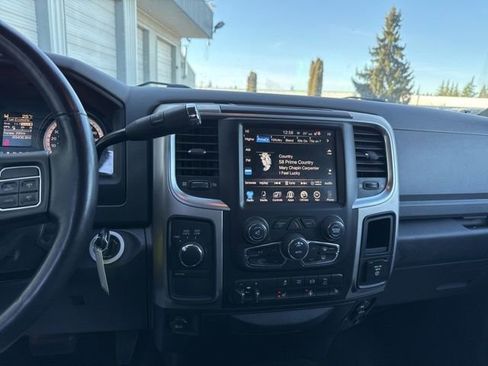 Used 2017 RAM 2500 Big Horn image 23
