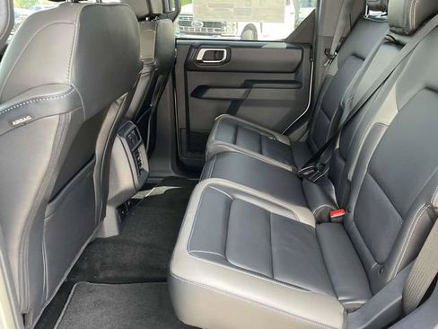 New 2025 Ford Bronco Outer Banks image 6