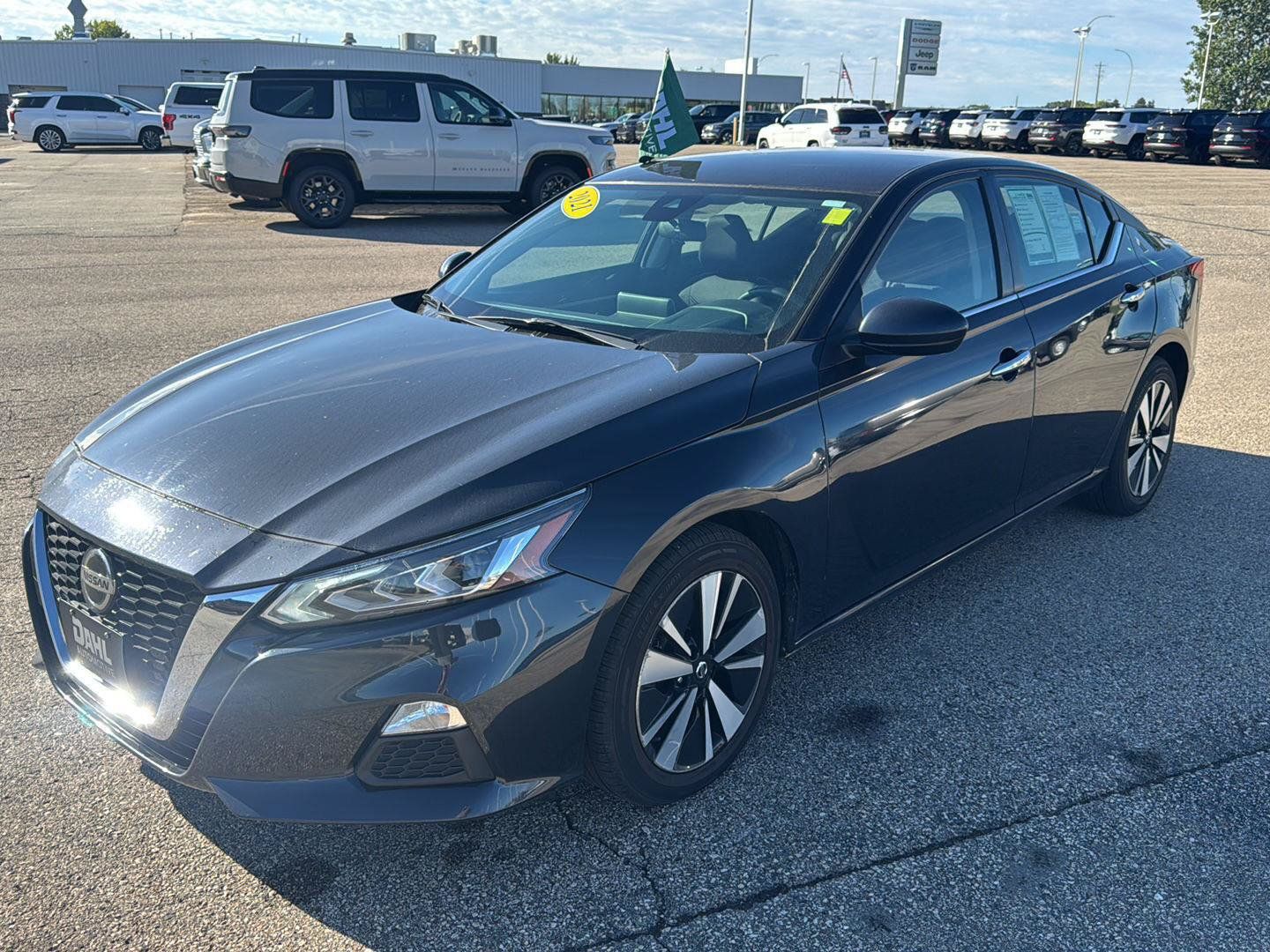Used 2021 Nissan Altima 2.5 SV FWD image 7