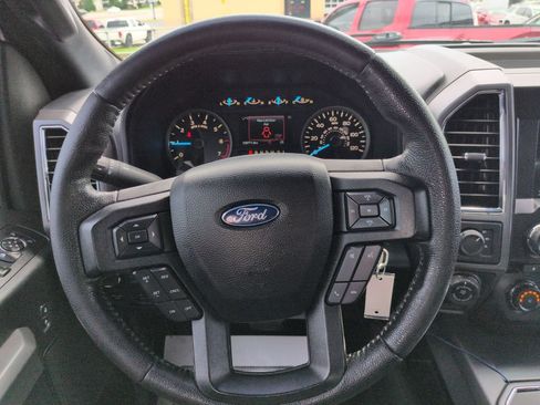 Used 2016 Ford F150 XLT w/ Equipment Group 302A Luxury AWD/4WD image 14