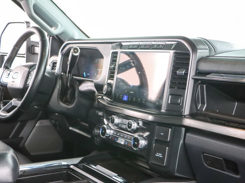Used 2023 Ford F250 Lariat w/ Tow Technology Package AWD/4WD image 27