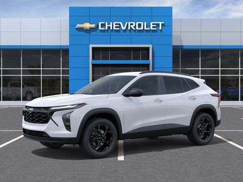 New 2026 Chevrolet Trax LT w/ Driver Confidence Package FWD image 26