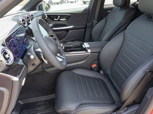 Certified 2025 Mercedes-Benz GLC 300 4MATIC image 15