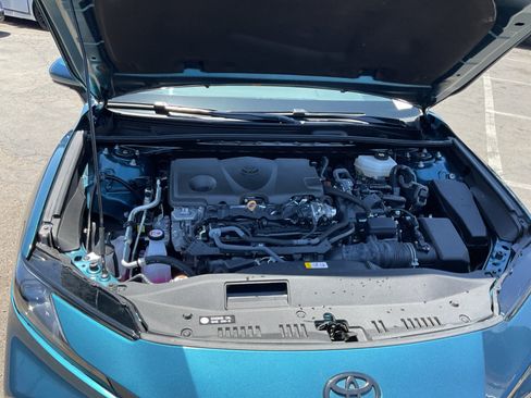 Used 2025 Toyota Camry SE w/ Convenience Package FWD image 22