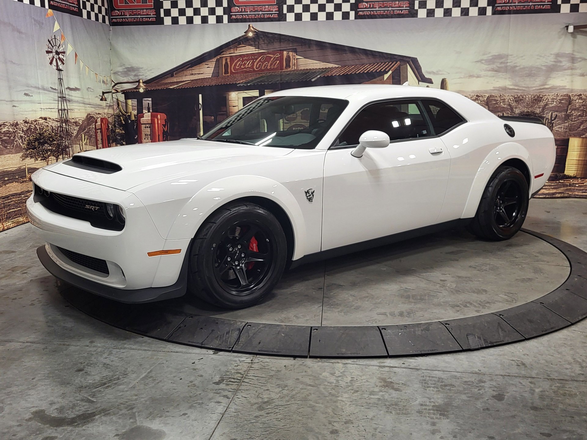 Used 2018 Dodge Challenger SRT Demon w/ Leather Front Seat Group RWD image 2
