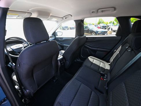 Used 2025 Ford Escape Active w/ Cold Weather Package AWD/4WD image 21