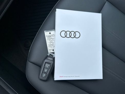 Certified 2025 Audi Q5 Premium Plus w/ Premium Plus image 34